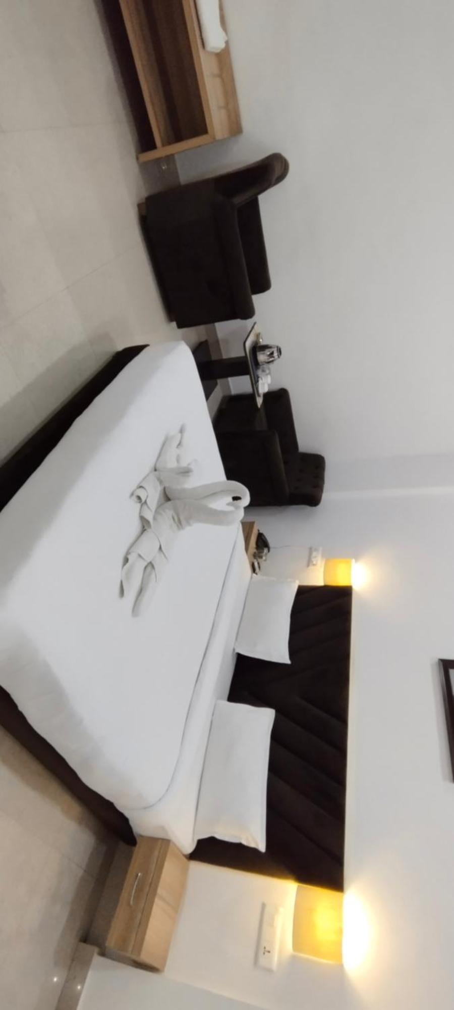 Hotel Lakeview By Bookingcare Chhatarpur Exteriér fotografie
